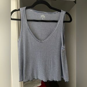 Hollister Tank